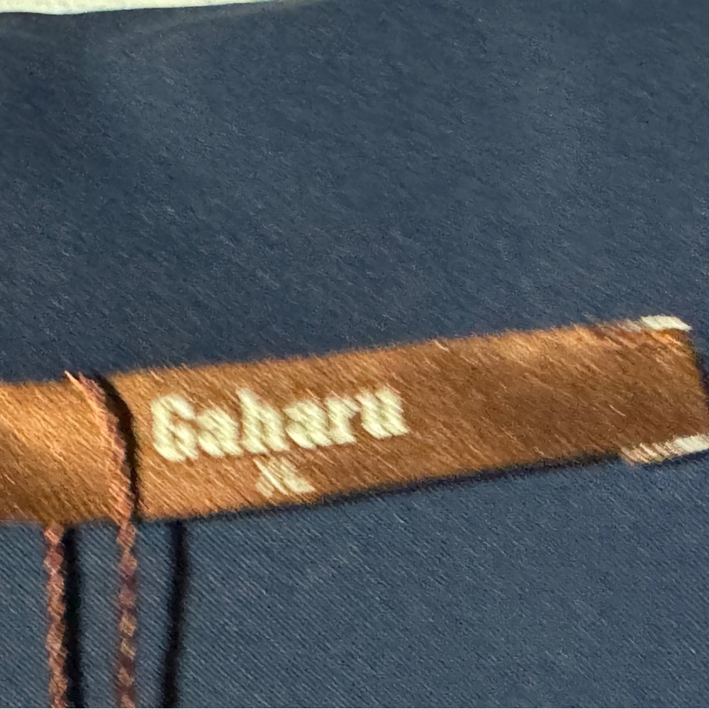 NWT Gaharu Navy Women's Collared Top - Picture 4 of 7